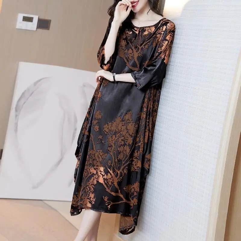 

High-end temperament dress women 2021 spring and summer new loose large size dress