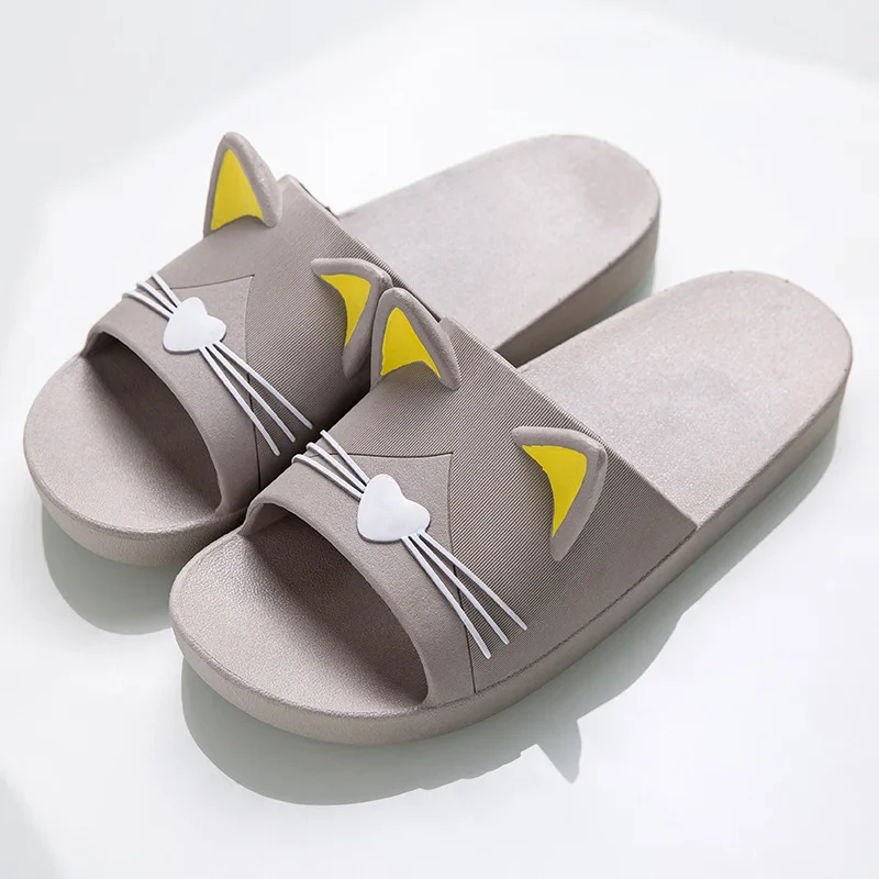 Шлепанцы женские с мультяшным котом мягкие сандалии на плоской подошве плоская