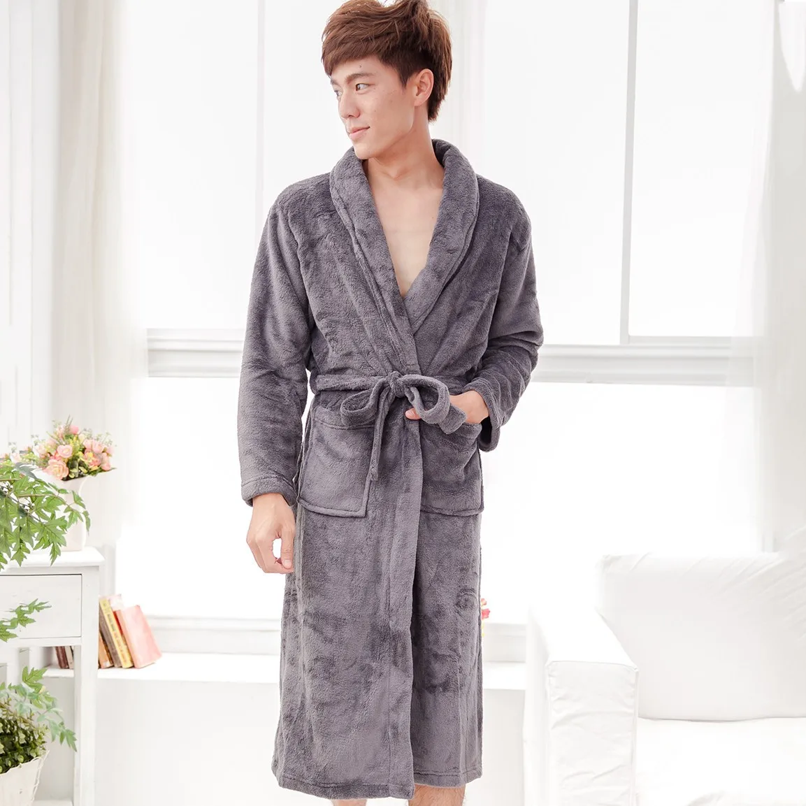 

Men Winter Sleepwear Warm Flannel Robe Solid Lapel Kimono Gown Thick Nightwear Coral Fleece Bathrobe Gown Home Clothing