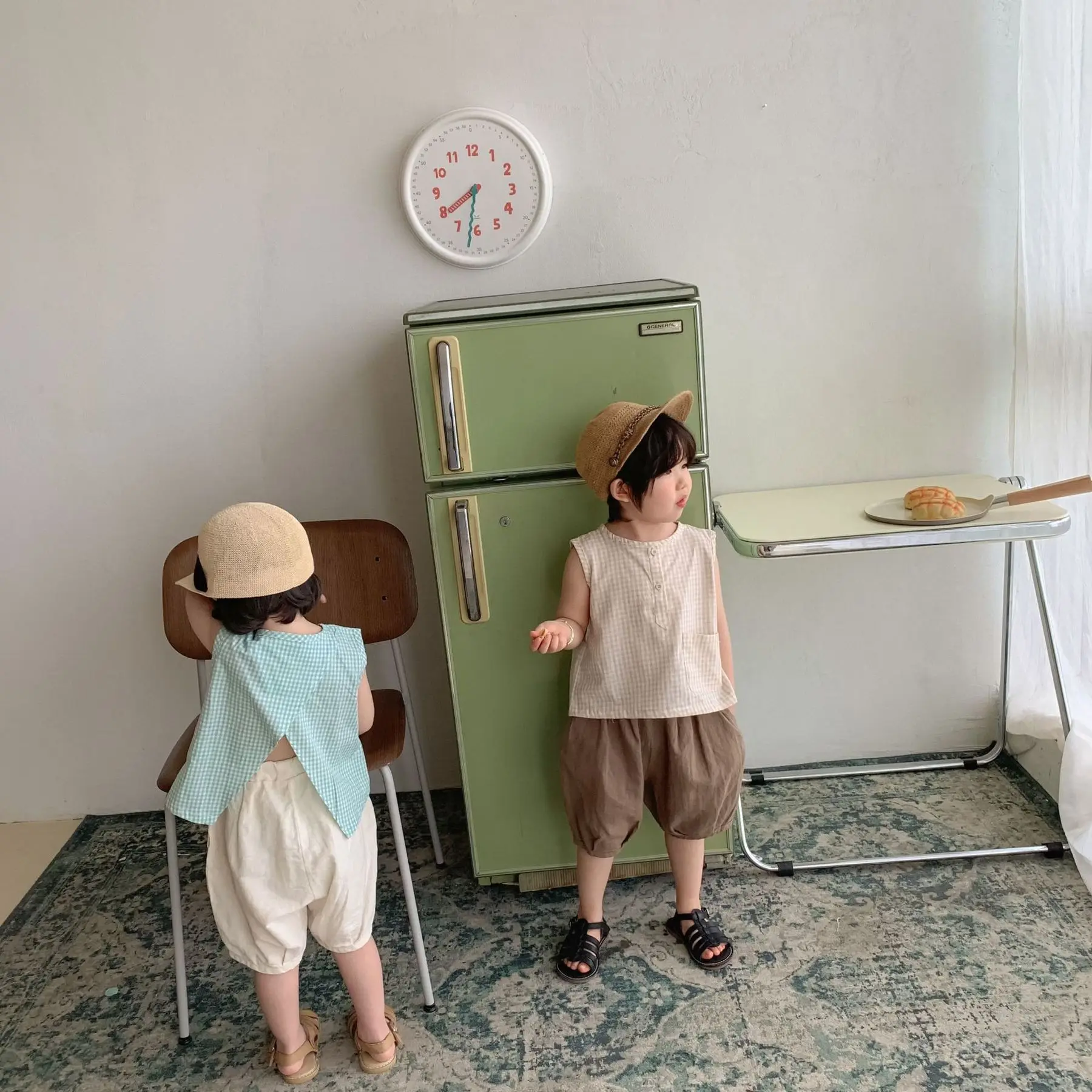 

Koodykids Unisex Solid Loose Casual Pants Boys Girls Cotton All-match Soft Knee Length Pants Summer Pants Match Shirts