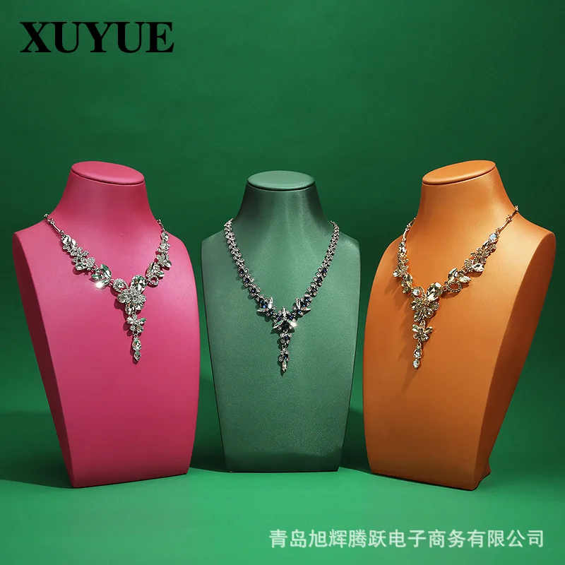 New jewelry props model portrait display stand pendant necklace display stand display jewelry pendant in stock