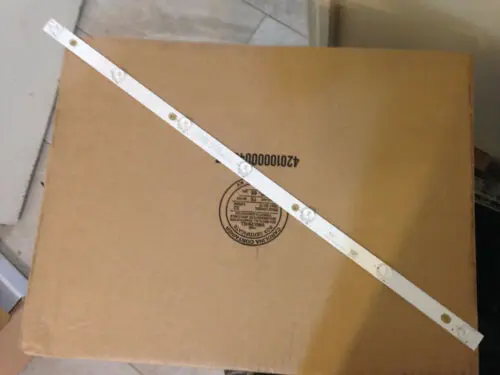 3 шт. x 32 дюймов Светодиодная лента-подсветка INSIGNIA ShineON 2D02296 RE V.E для ТВ NS-32D310NA17 60 см |