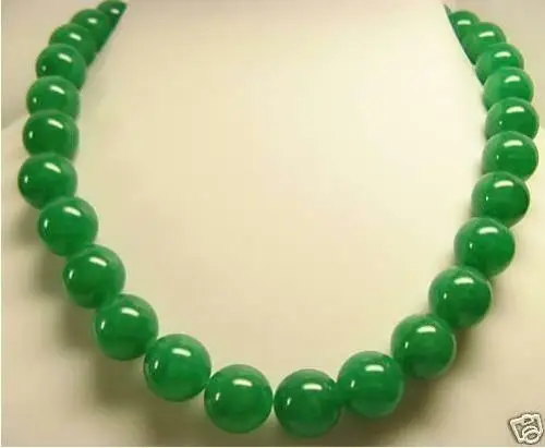 

Beautiful GREEN Jade 20mm Beads Necklace 18" AAA