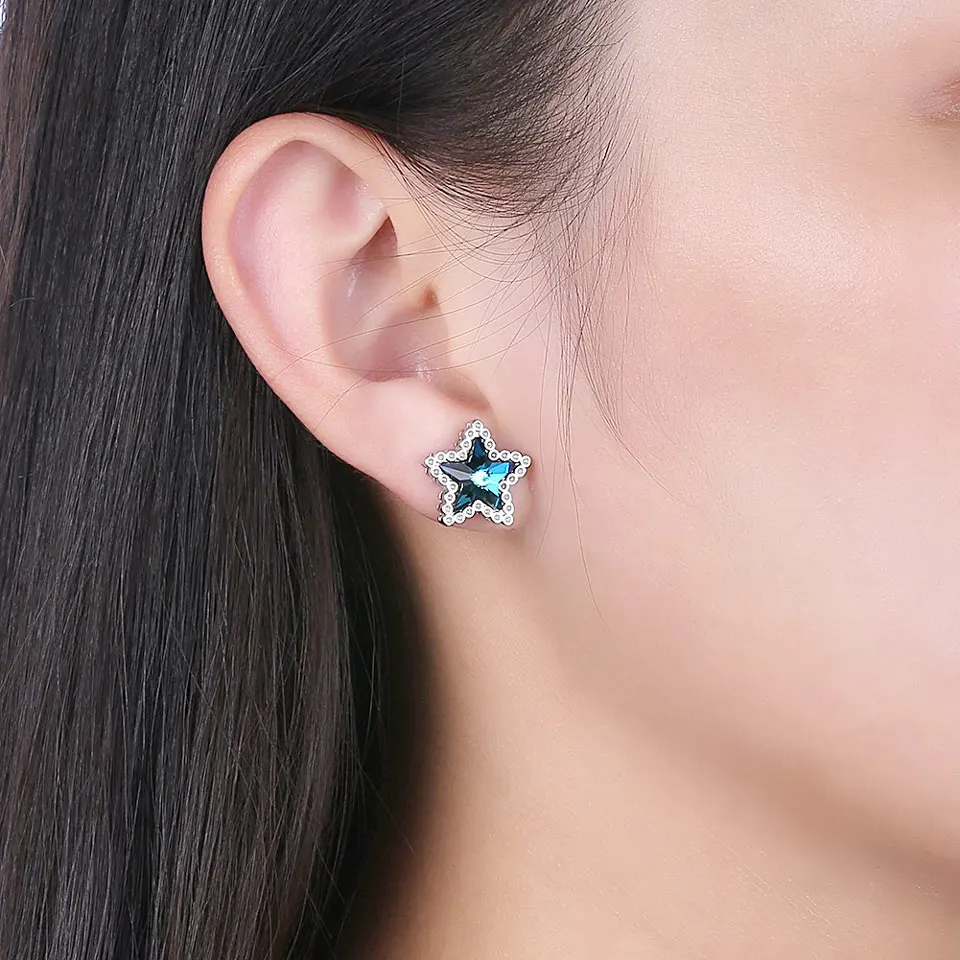 Женские серьги-гвоздики из серебра 925 пробы с кристаллами |