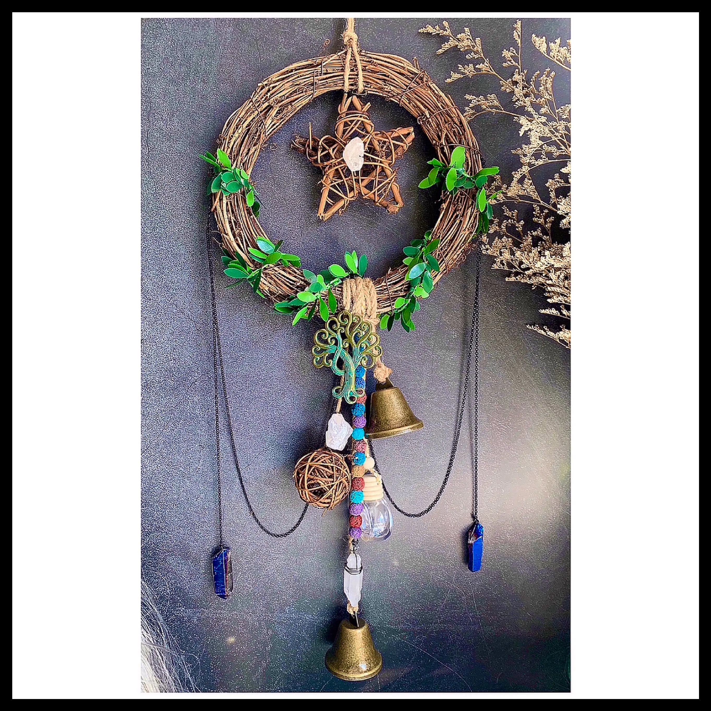 

Необработанный кристалл, защита, украшение для ведьмы, дверной звонок, мини-метла, алтарь, украшение, волшебные кельтские подвески, подарок