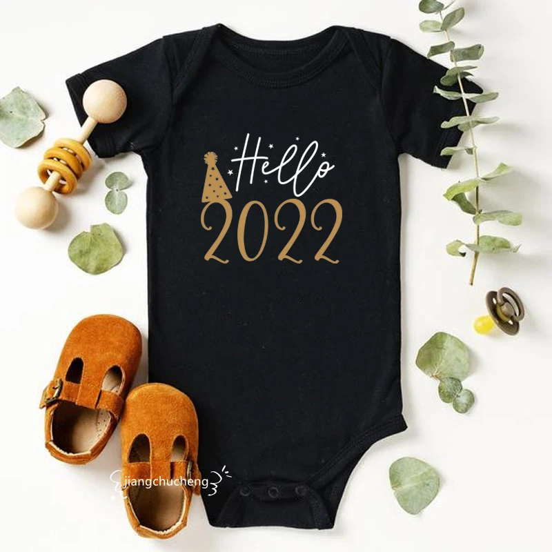 

Hello 2022 Newborn Baby Bodysuit Cotton Short Sleeve Infant Rompers Body Baby Boys Girls New Year Ropa Clothes Christmas Gift