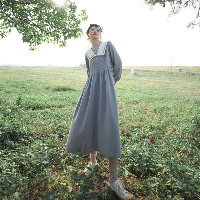 Женское винтажное платье JK серое темно синего цвета с квадратным вырезом и