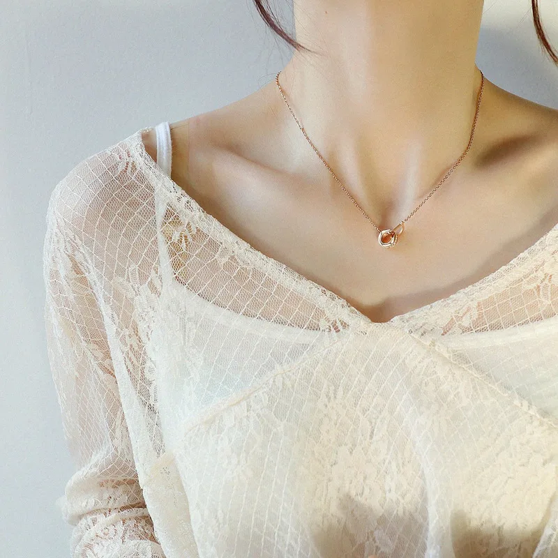 

Fashion letter D necklace titanium steel pendant necklace for women personality zircon Circle clavicle necklaces fashion jewelry