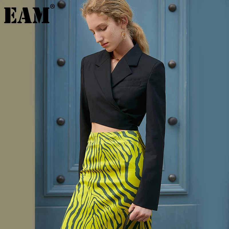 

[EAM] Women Black Cross Bandage Short Blazer New Lapel Long Sleeve Loose Fit Jacket Fashion Tide Spring Autumn 2022 1DD8045