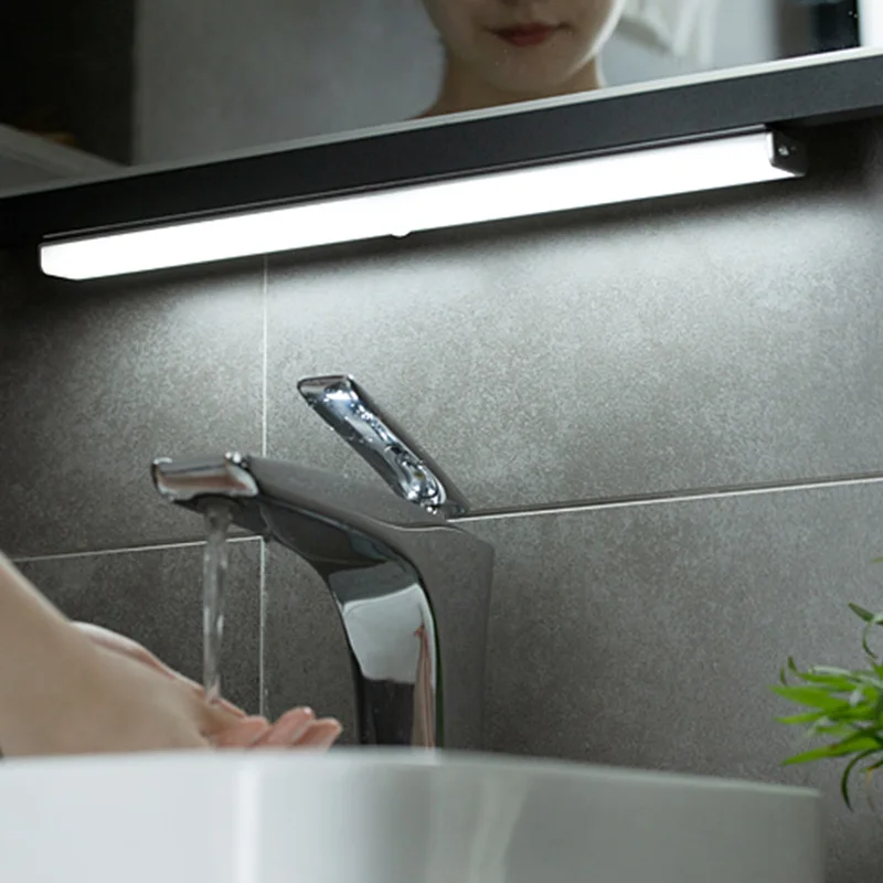 

20 LED Cabinet Lights Motion Sensor Night Light with Magnetic Strip G10