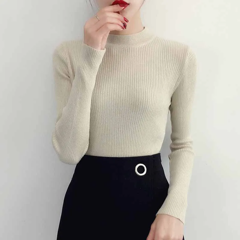 Женский трикотажный пуловер однотонный черный свитер с высоким воротником