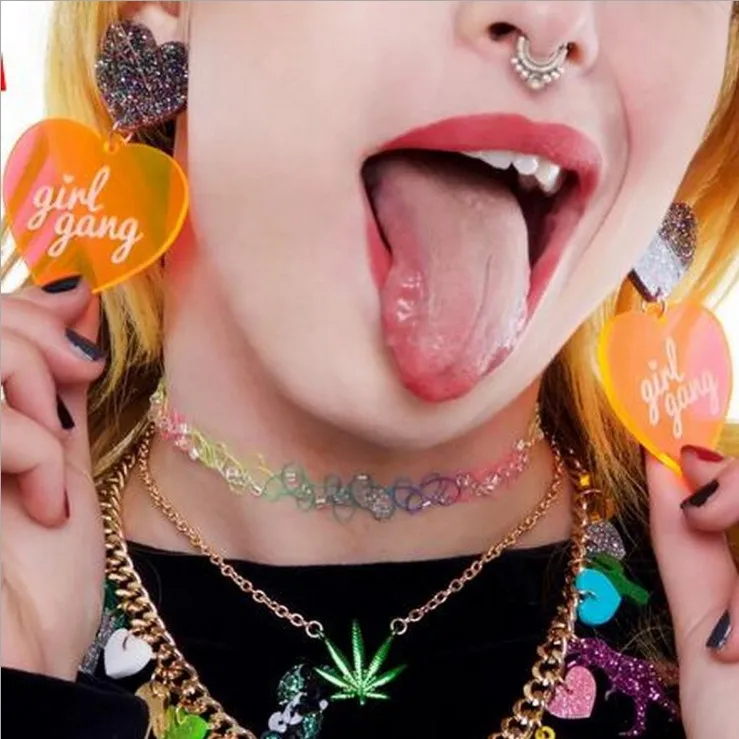 Серьги в форме сердца оригинальные женские серьги-гвоздики стиле панк-рок |