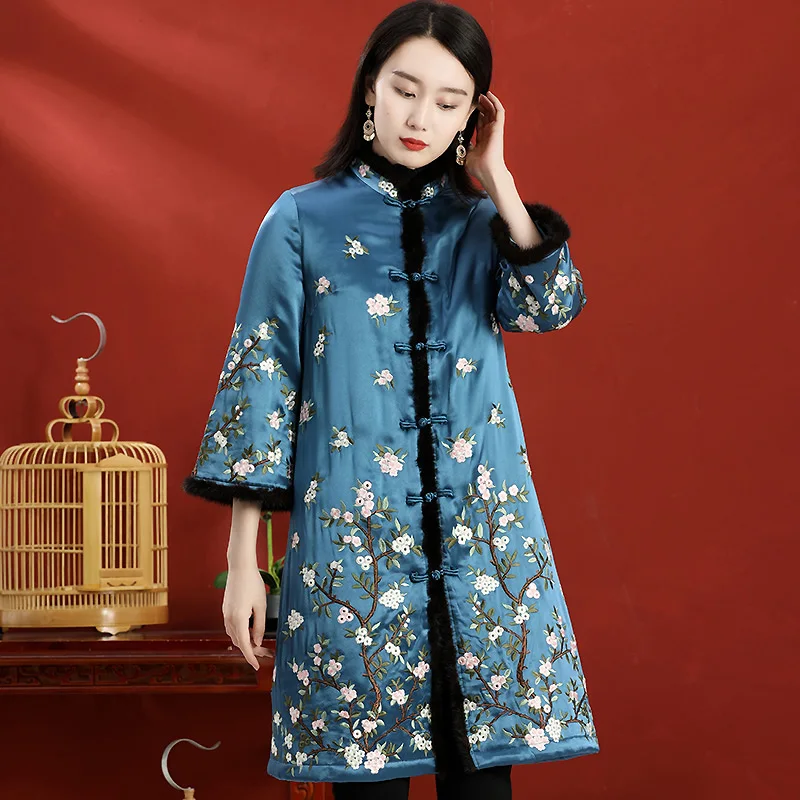 

Top Quality Brand Down Parka Coats 2020 Winter Women Lurex Embroidery Mink Hair Patchwork Casual Vintage Long Parkas Outwear 3XL