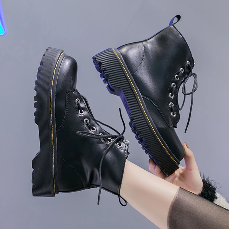 Женские ботильоны ботинки на плоской платформе со шнуровкой женская обувь сезон