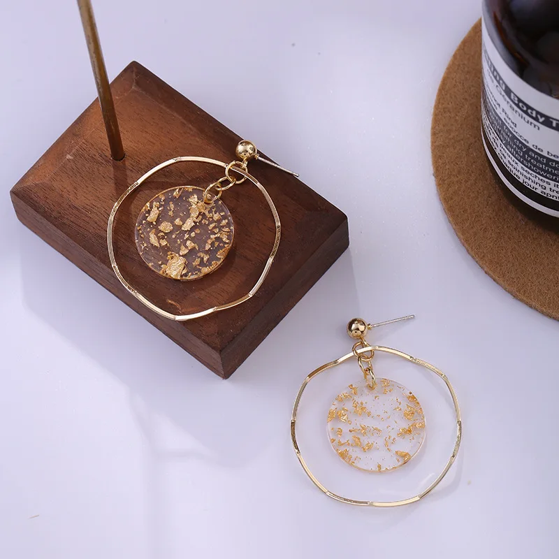 

Temperament of restoring ancient ways South Korea fashion geometric wave circle stud earrings female earrings ear clip