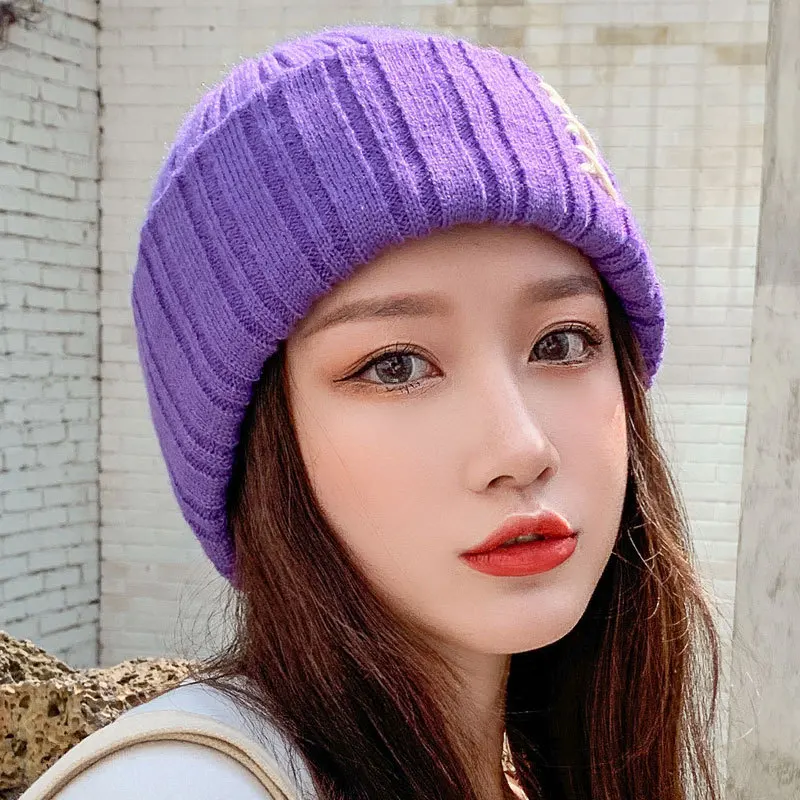 

Women's Hat of Winter Harajuku Style Ins Wild Fashion Handmade Knitted Cap Warm and Windproof Woolen Hats Wholesale Bonnets