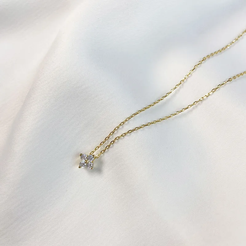 Ожерелье женское из серебра 925 пробы с подвеской в виде четырехлистного цветка -