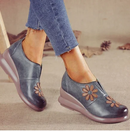 

Lady Embroider Flower Fashion Flat Increase Wedge Shoes Genuine Leather Ethnic Design Women's Shoes Ladies Espadrilles Loafers