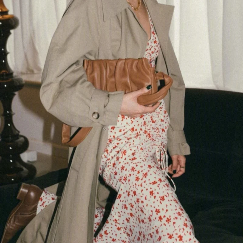 

Women Dress Small Floral Irregular Fishtail Hem Drawstring Ruffled V-neck Dress