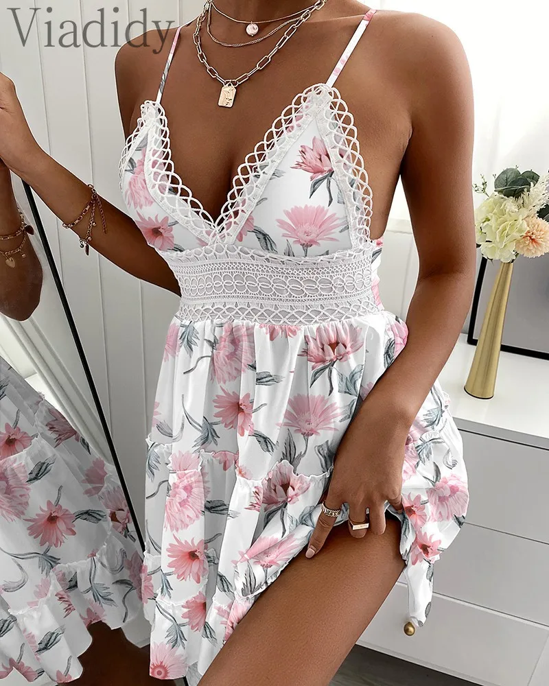 

Женское кружевное лоскутное платье-трапеция без рукавов с глубоким V-образным вырезом и открытой спиной