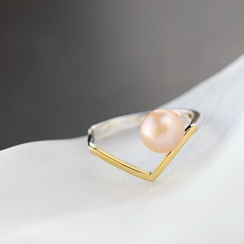 

Authentic 925 Sterling Silver Fashion Lady Rings 7mm Natural Freshwater Pearl V Shape Opening Adjustable Ring Jewelry Gift