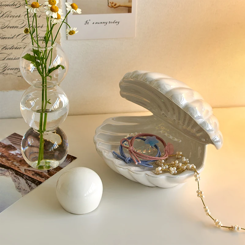 

Creative Shell Model Ceramic Ornaments Jewelry Storage Night Light Home Decor Modern Girl's Bedroom Bedside Table Decoration