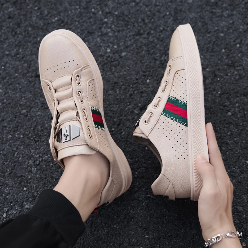 

Mens Canvas Embroidery Board Shoes Genuine Leather Men Shoes Fashion Wild Trend Sneakers size 39-44