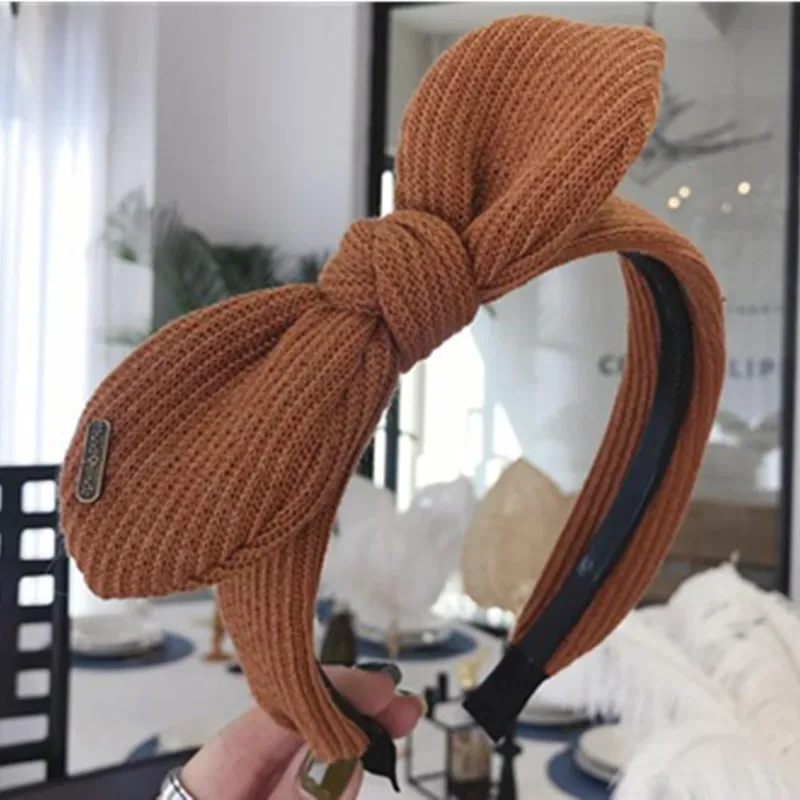 Повязка на голову женская шерстяная однотонная с бантом аксессуар для волос