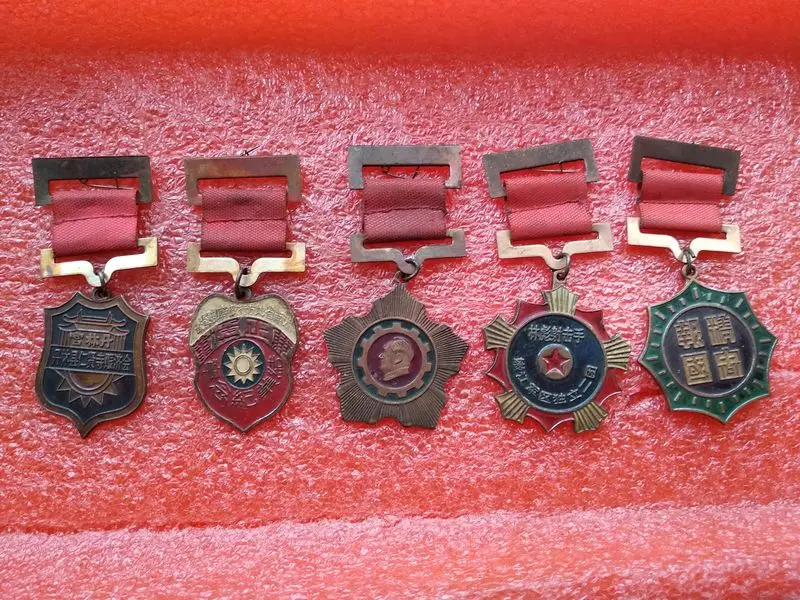 5 винтажных китайских медалей за период Японской войны мерториозная медаль statesman