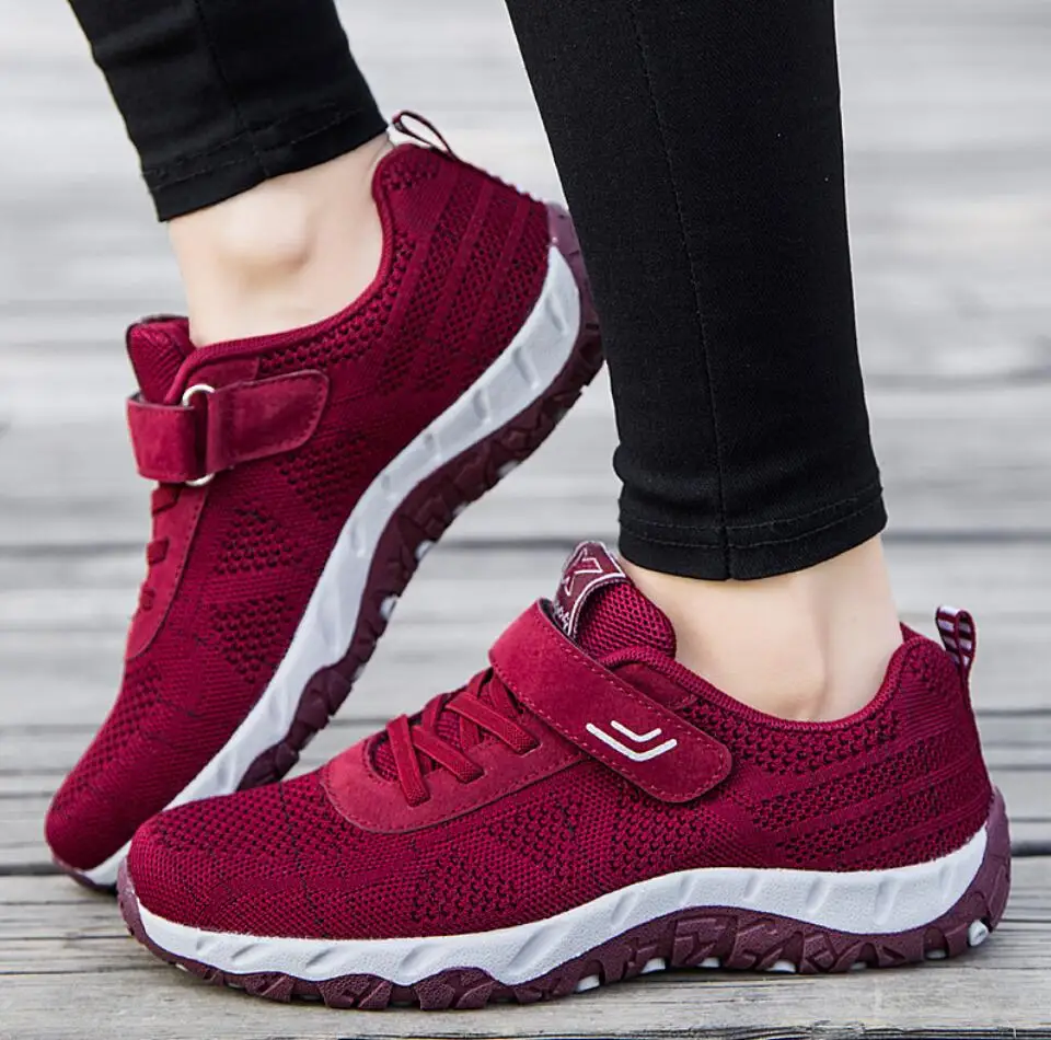 Осенняя модная женская обувь Повседневные кроссовки высокого качества Женская