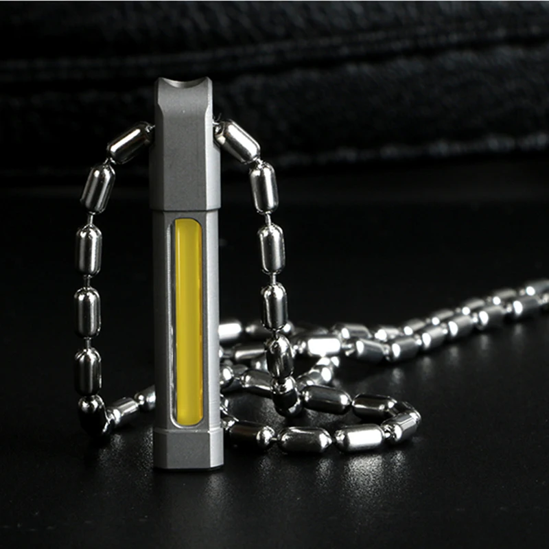 

Color Life Saving Emergency Lights for Outdoor Safety Survival Tools Automatic Light Titanium Alloy Tritium Gas Lamp Key Ring