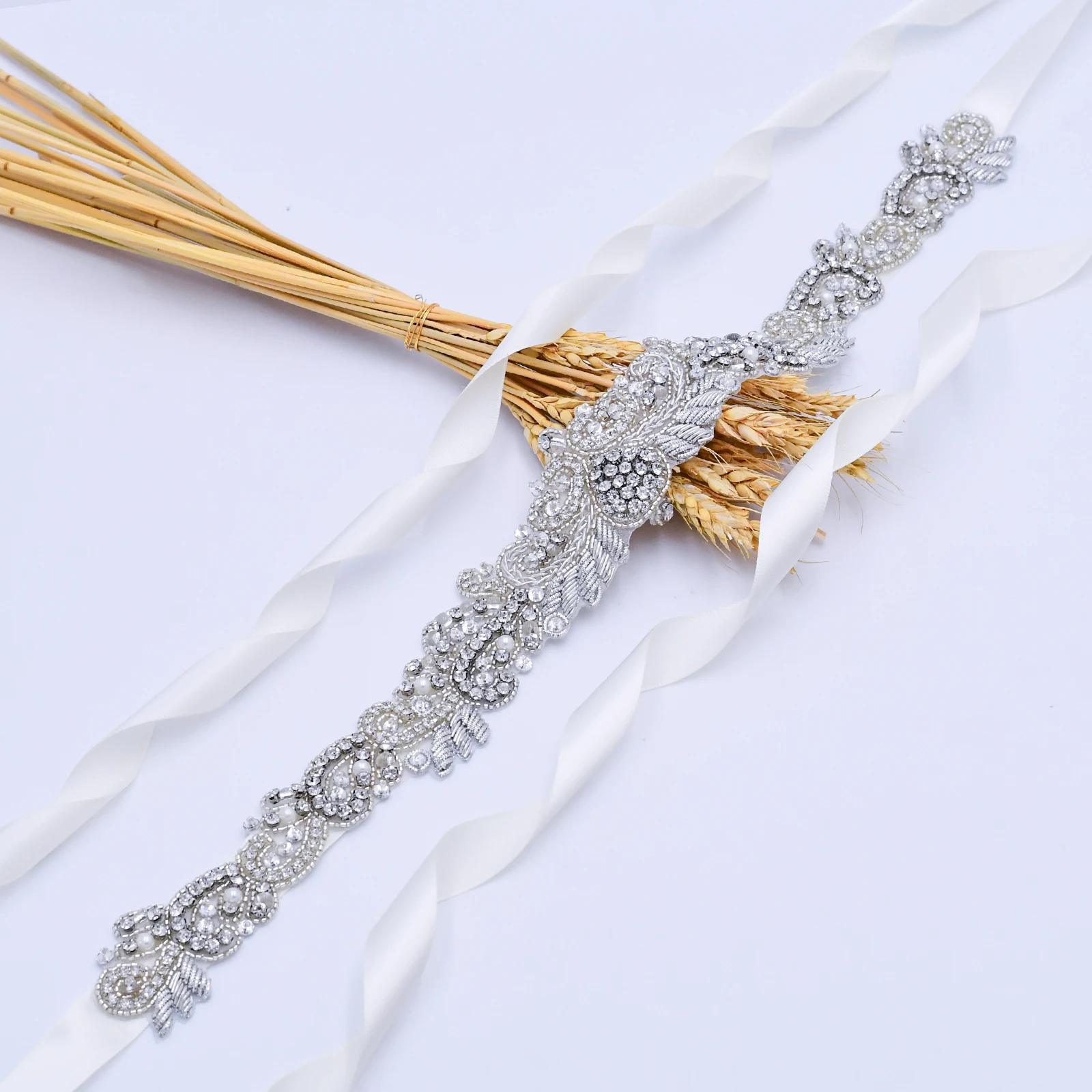 

TRiXY S402 Luxury Wedding Belts Indian Silk Jewelry Belt for Women Bridal Belt Crystal Bridal Sash Wedding Dress Belts for Women