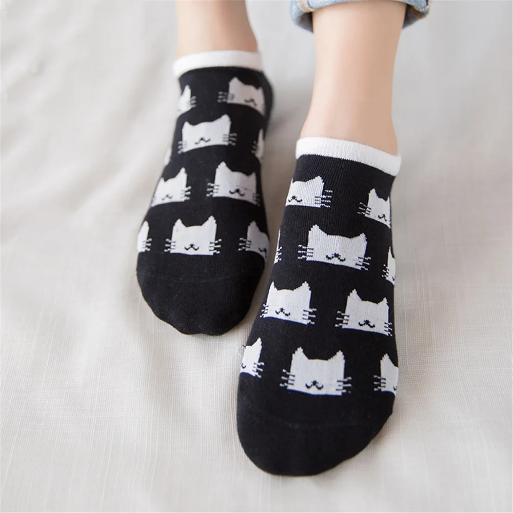 

Cute Cartoon Cat Ankle Socks Antiskid Cotton Sock Slippers Soft Breathable Invisible Boat Sox Comfortable Short Socks for Girls