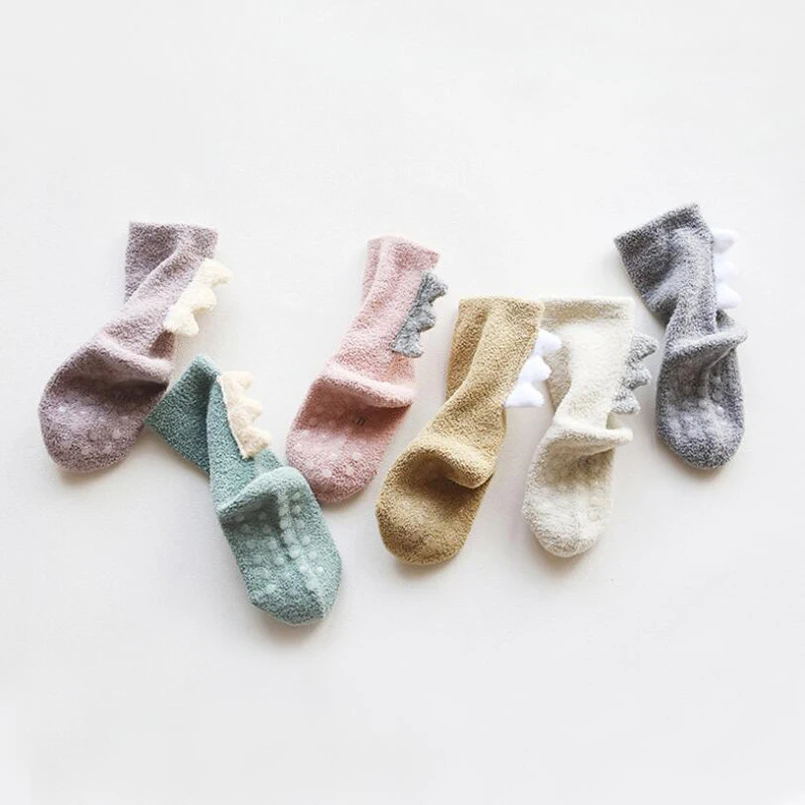 Носки для мальчиков с динозавром осенние толстые махровые нескользящие носки