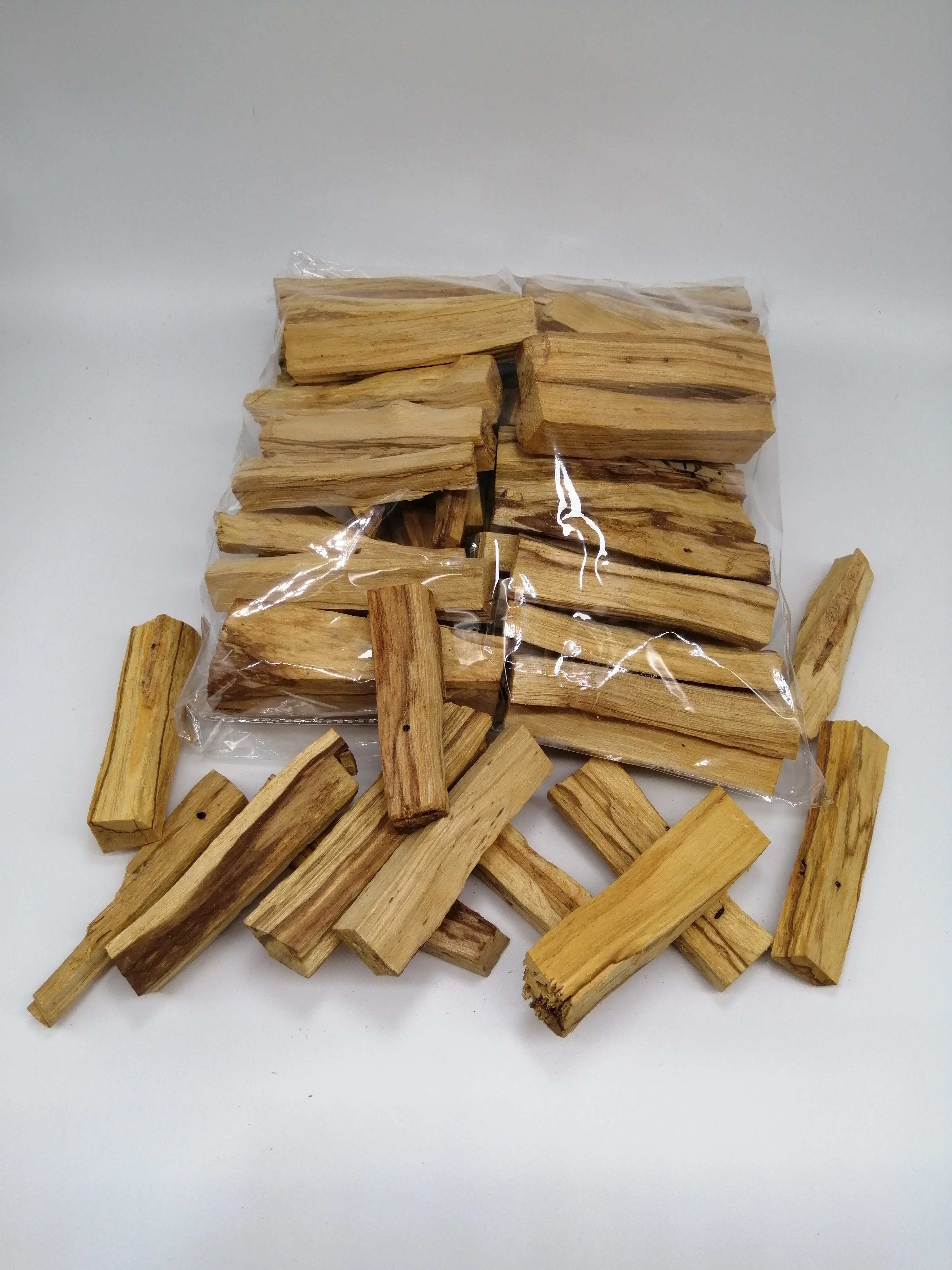 

Natural holy stick first bag 1 kilogram cut uniform for meditation and relaxation Brusella Gravelons yoga