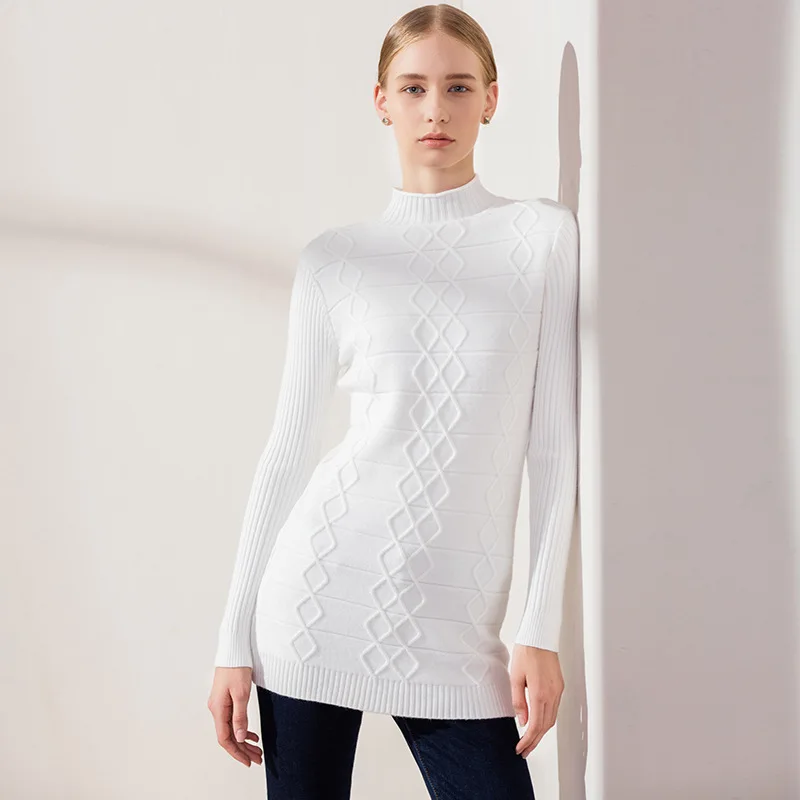 

2021 autumn and winter new women's half high neck pullover solid color thick sweater White