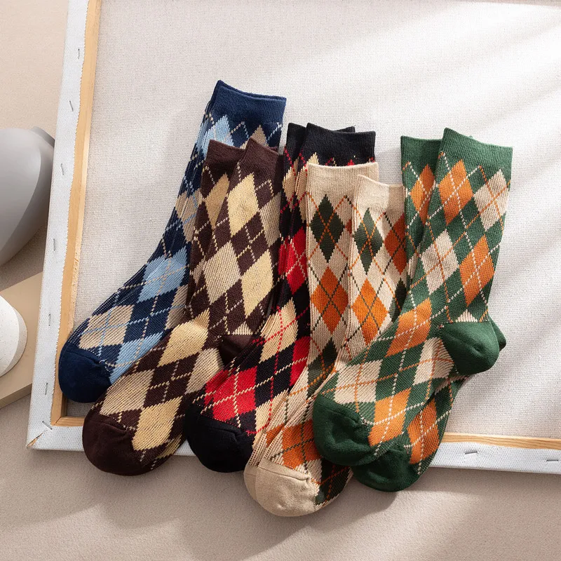 

Autumn Winter New Socks Japanese Fashion Retro Lattice Preppy Style Happy Casual Female Socks High Quality Women Socks Tube Sock