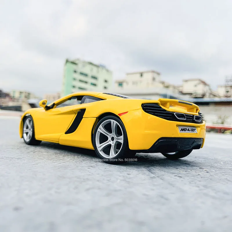 

Bburago 1:24 McLaren MP4-12C Supercar Alloy die casting model craft Decorative collection toy Tools gift