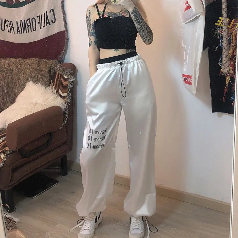 

Women Streetwear Hip Hop Pants Loose Ankle Banded Pants White Slimming High Waist Knickerbockers Jazz Pants Sweat Pants Joggers