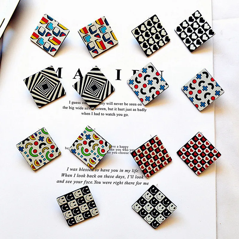 

Korean Colorful Plaid Square Heart Stud Earrings for Women Vintage Black White Pattern Grid Stripe Earrings Party Jewelry Gifts