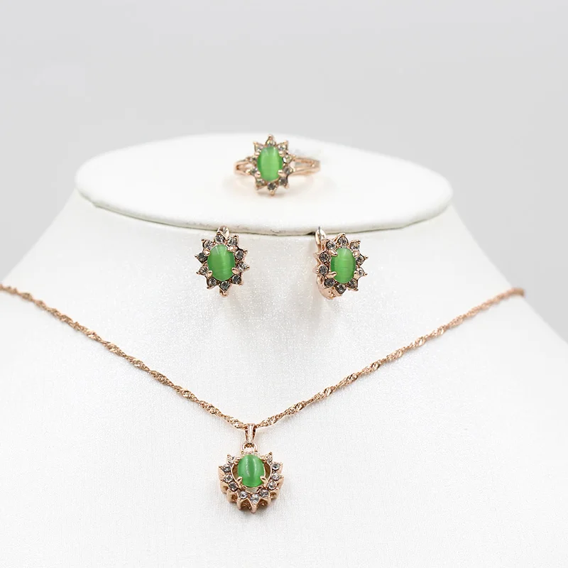 Комплект из колье и серёг розового золота с опалом|Ювелирные наборы| |