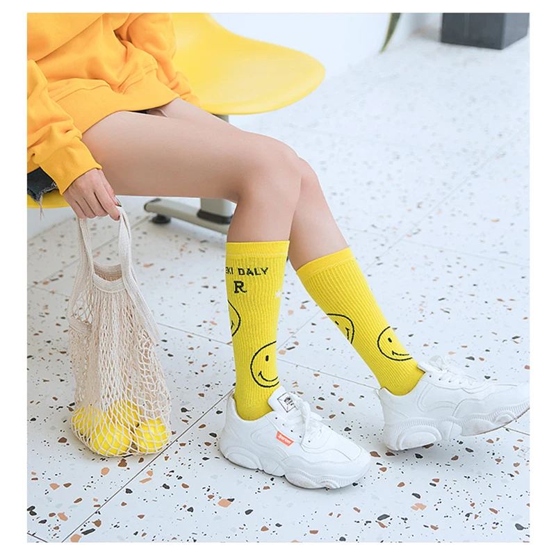 Детские милые хипстерские носки с улыбающимся лицом длинные гольфы ярких цветов модные удобные носки из хлопка для маленьких детей
