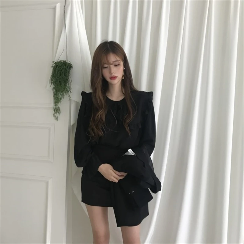 

Women Blouses 2021 Autumn Fashion Casual Peter Pan Collar Solid Shirt Long Sleeve Women Ruffles Tops Shirts Blusas Mujer