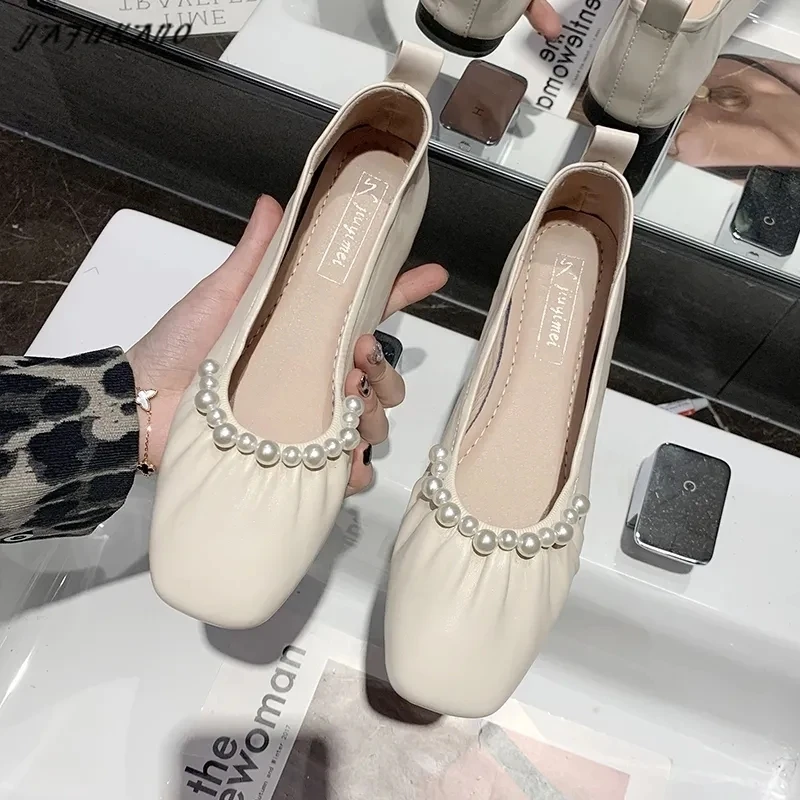 

Pleated String Bead Women Shoes Shallow Mouth Square Toe Soft Sole Lady Peas Shoes Retro Grandma Shoes Loafers Slip on Flat Shoe