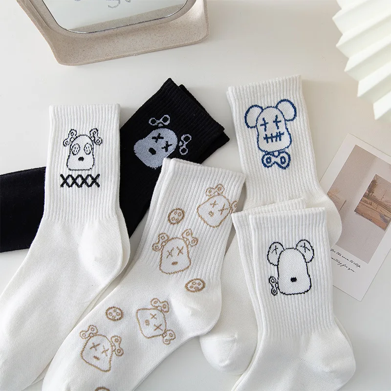 

Ins Cartoon Kawaii Bear Socks Women Sports Style Black White Cotton Socks Trend Skateboard Sock Harajuku