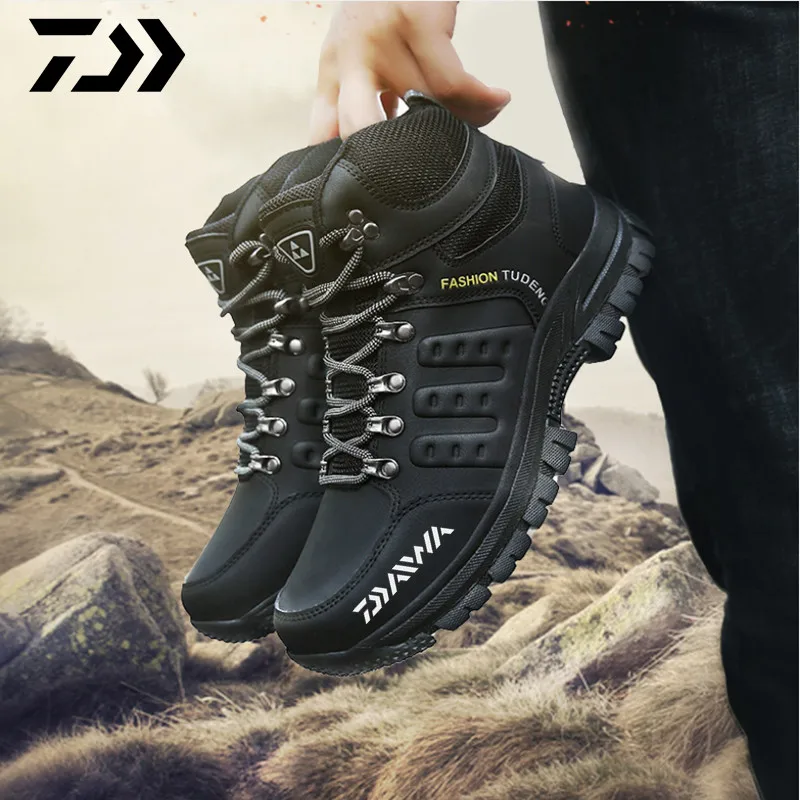 

New Daiwa Fishing Shoes Men Winter Thick Velvet Windproof Fishing Wear Thin Breathable Waterproof Outdoot Sport Fishing Clothes