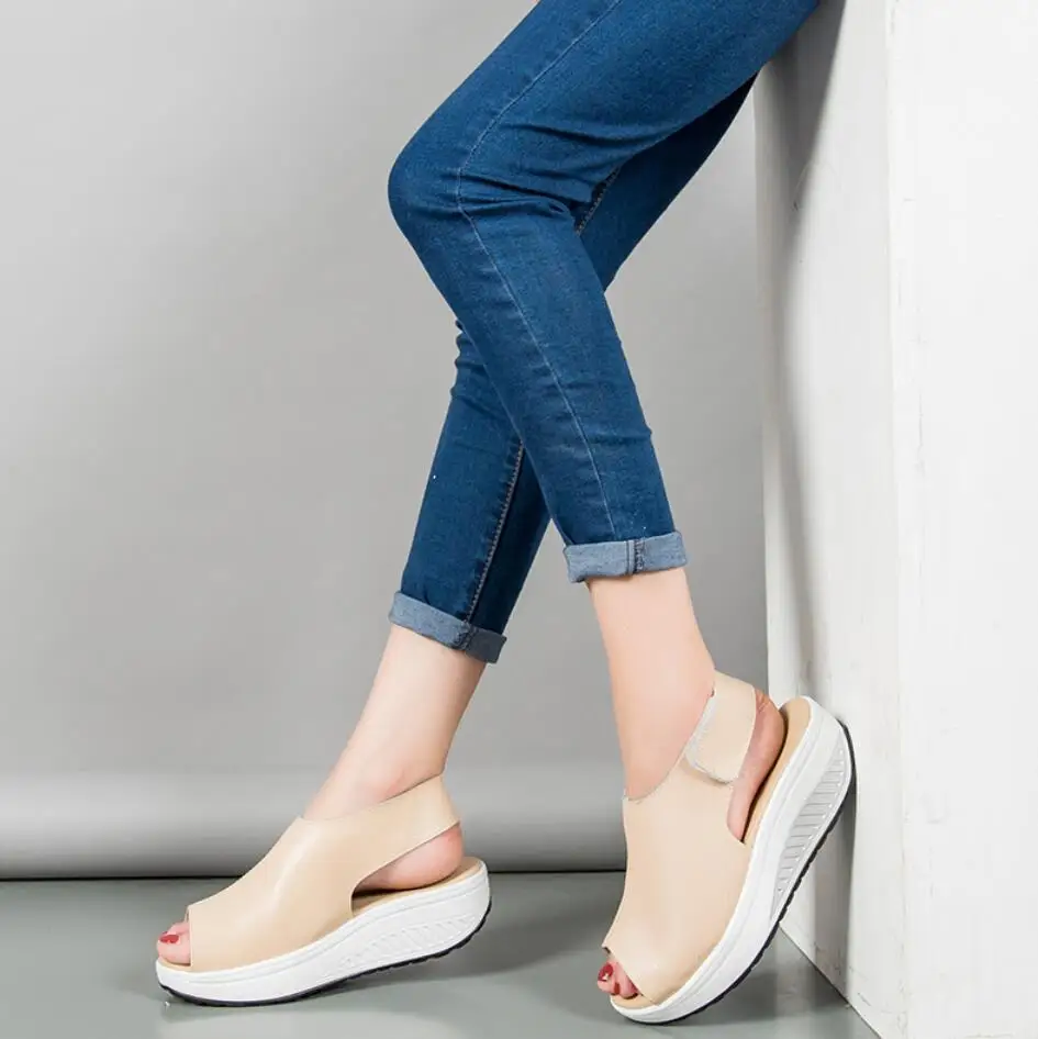 Летние женские босоножки из натуральной кожи Повседневная обувь с открытым