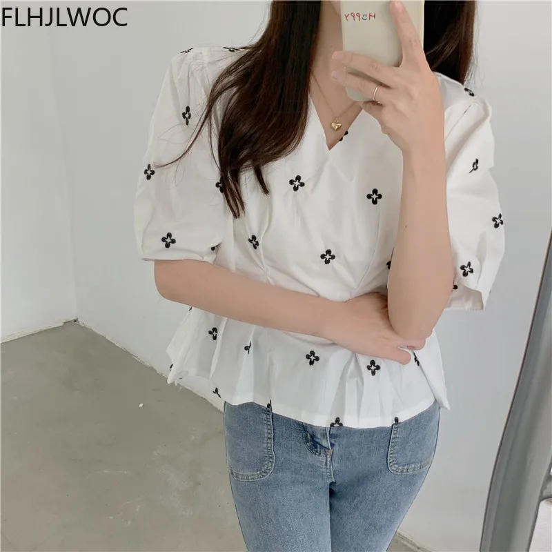 

Short Chic Tops Puff Sleeve Cute Sweet Preppy Japan Style Slim Waist Ruffled Shirts Blouses Peplum White Women Floral Top