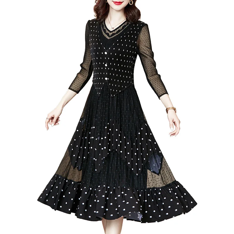 

Dress Women 2021 Spring New Fashion V Neck 3/4 Sleeve Polka Dot Printing Patchwork Elastic Miyake Pleated Slim A Line Dress