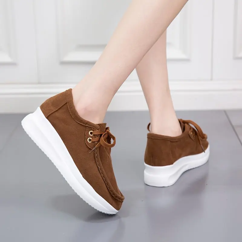 

Autumn Vogue Large Female Shoe Thick Bottom Euramerican Style Recreational Sports Female Shoe 100 Match Female Board Shoe
